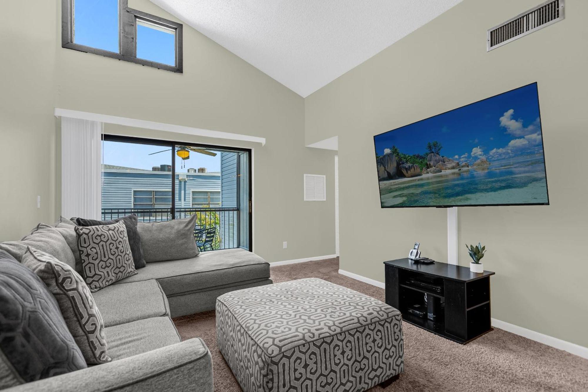 Modern Cozy 2Br Condo Near Disney Орландо Екстериор снимка