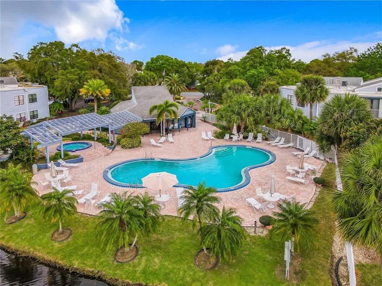 Modern Cozy 2Br Condo Near Disney Орландо Екстериор снимка